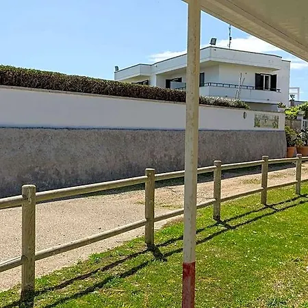 Punta Cassano - In Piscina Sulla Di Sabbia